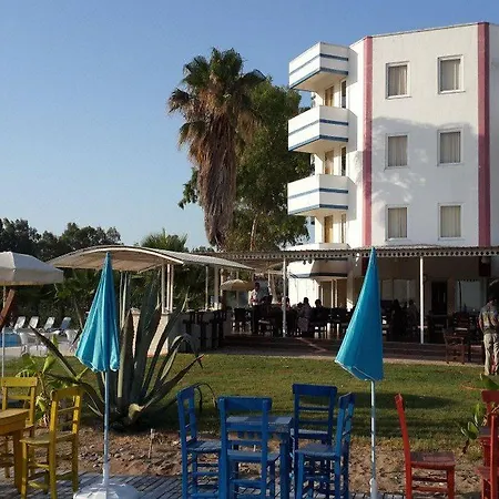 Skys Hotel