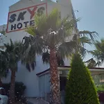 Skys Otel